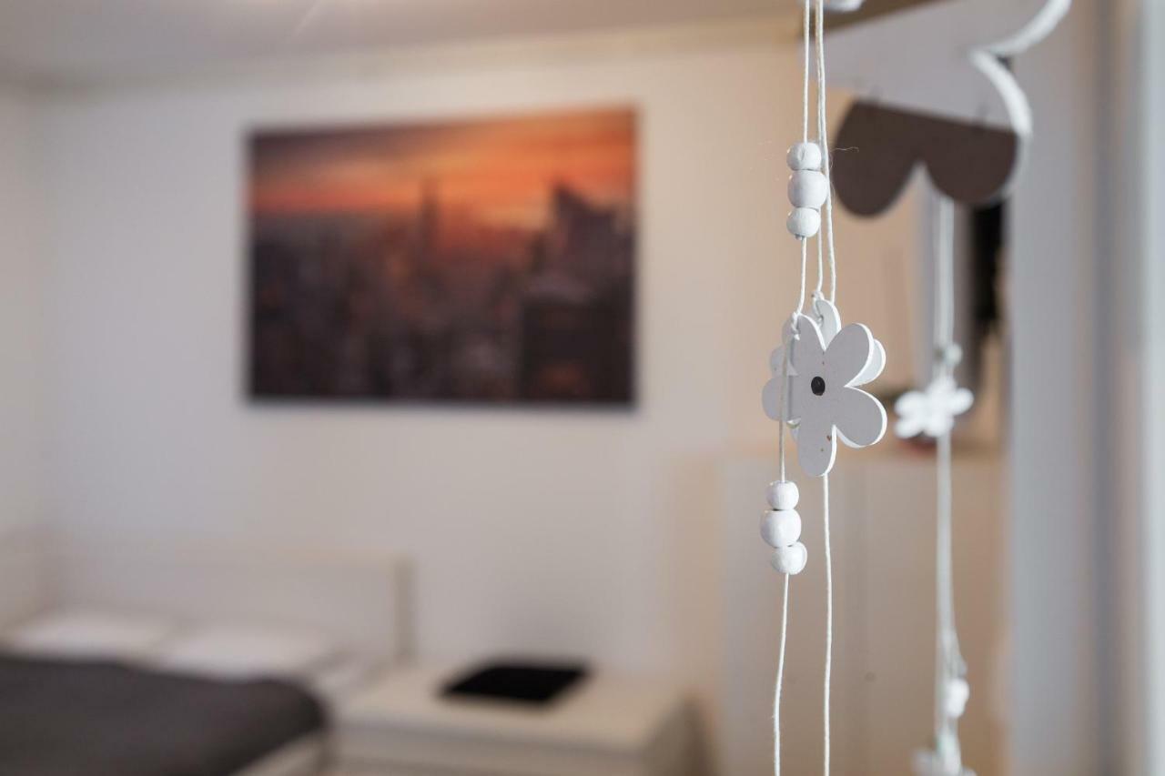 Cozy & Modern Studio With Balcony Загреб Екстериор снимка